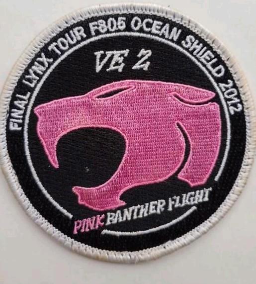 Pink Panther Flight VE 2 patch 860 Sqn Squadron, Verzamelen, Militaria | Algemeen, Luchtmacht, Nederland, Ophalen of Verzenden