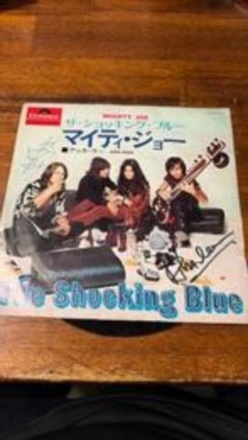 Shocking Blue vinyl hoes handtekening van Robbie van Leeuwen beschikbaar voor biedingen
