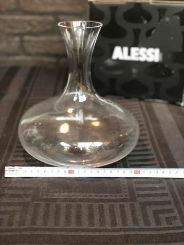 Mooie glazen ongebruikte Alessi decanteer karaf met doos beschikbaar voor biedingen
