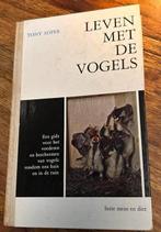 Leven met de Vogels - Tony Soper, Ophalen of Verzenden, Gelezen, Vogels