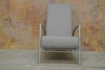 ZGAN! grijze stoffen Harvink de Club design fauteuil + poef!, Design, Metaal, 75 tot 100 cm, Zo goed als nieuw
