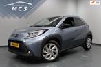 Toyota Aygo X 1.0 VVT-i MT Envy / Fabrieksgarantie / Camera, Stof, Gebruikt, 920 kg, 4 stoelen