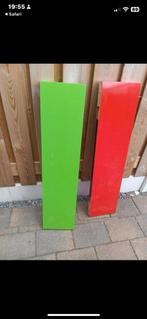 Zweevende wandplanken Ikea 2 Rood/1 groen /1 houtkleur, Ophalen, Gebruikt