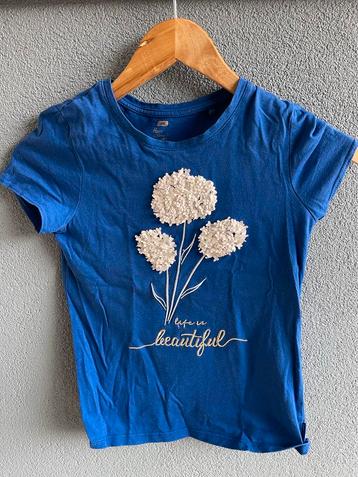 Shirt WE maat 134-140 beschikbaar voor biedingen