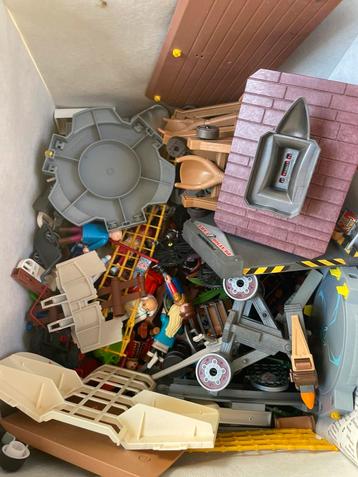 Partij playmobil mix beschikbaar voor biedingen