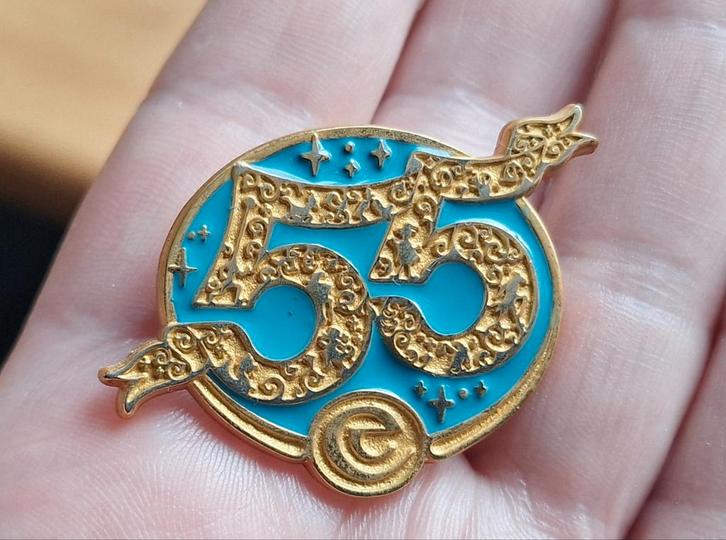 55 jaar jubileum pin. Efteling., Verzamelen, Efteling, Ophalen of Verzenden