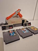 Nintendo nes met zapper en Mario 1 2 3, Ophalen of Verzenden, Gebruikt, Met 2 controllers, Met games