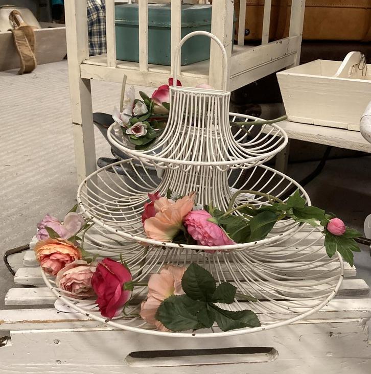 Vintage / Metalen etagere - fruitschaal / 3 laags, Antiek en Kunst, Curiosa en Brocante, Ophalen of Verzenden