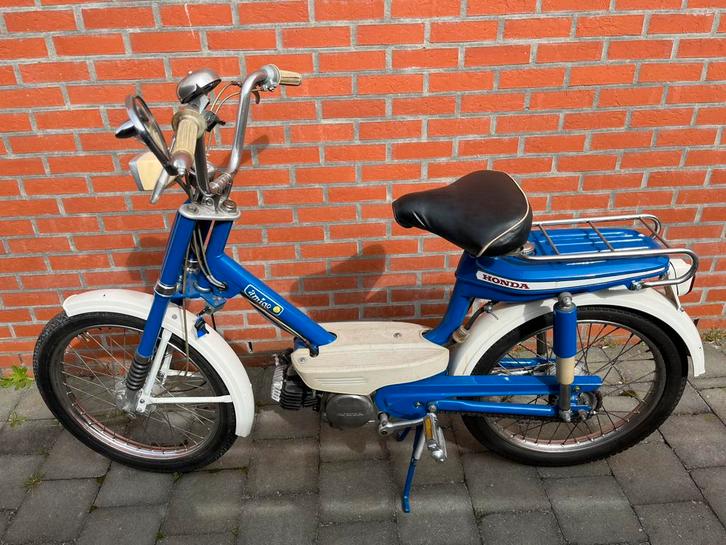 GEZOCHT: honda amigo novio pc50, Fietsen en Brommers, Brommers | Oldtimers, Overige merken, Ophalen of Verzenden