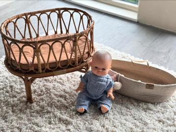 Poppenset beschikbaar voor biedingen