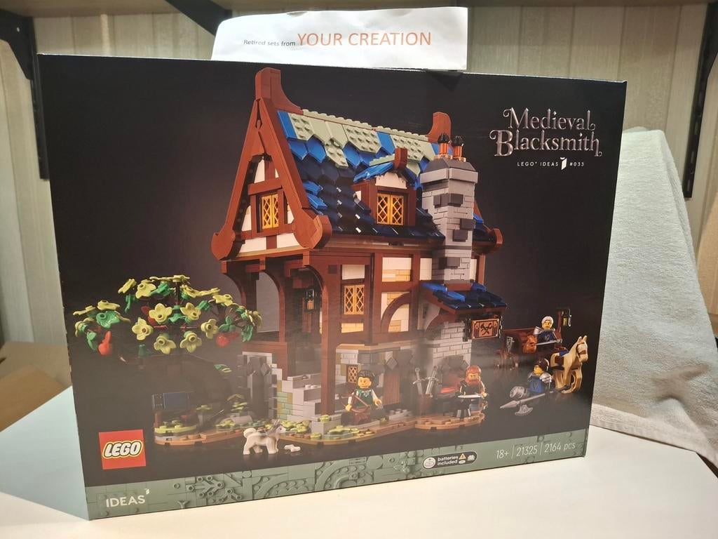 NIEUW Lego 21325 Medieval Blacksmith, Ophalen of Verzenden, Nieuw, Lego
