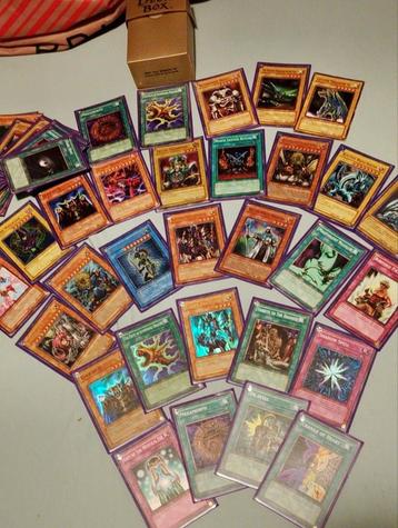 Yu-gi-oh kaarten te koop!!!!!         beschikbaar voor biedingen