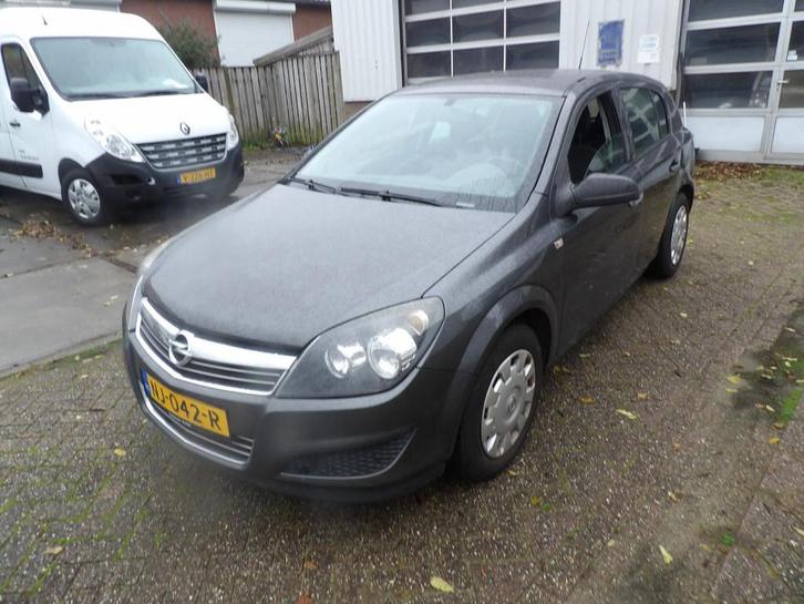 Opel Astra 1.6 Cosmo, Auto's, Opel, Bedrijf, Te koop, Astra, Airbags, Airconditioning, Boordcomputer, Centrale vergrendeling, Climate control