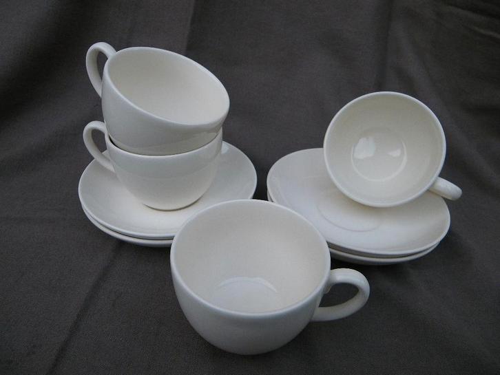 Wedgwood TRADITIONAL PLAIN  Kop en schotels Ø 9 cm, Huis en Inrichting, Keuken | Servies, Zo goed als nieuw, Kop(pen) en/of Schotel(s)