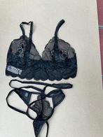 Leg Avenue Sweetheart lace bralette and matching Maat S/M, Kleding | Dames, Ondergoed en Lingerie, Ophalen of Verzenden, Setje