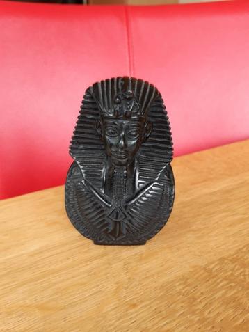 Toetankamon beeldje uit Egypte Albast 10 cm hoog massief   beschikbaar voor biedingen