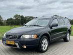 Volvo XC70 2.5T AUT EERSTE EIG 219.000KM D-RIEM, REMMEN APK, Automaat, Zwart, XC70, Stationwagon
