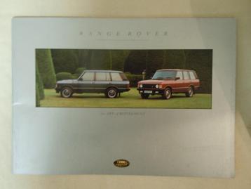 Folder Range Rover .  Afmeting 30 x 21 cm. Folder telt 22 pa beschikbaar voor biedingen