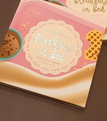 Beauty Bakerie "Breakfast on Bed" palette NEW beschikbaar voor biedingen