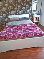Compleet Ikea bed, lattenbodems, goede matras 140x200 cm., Ophalen of Verzenden, Zo goed als nieuw, Tweepersoons