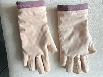 Compressie handschoen  beschikbaar voor biedingen