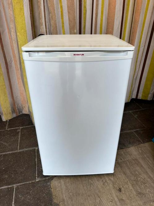 Inventum: Smalle Koelkastje, Schoon, Werkt Goed!, Witgoed en Apparatuur, Koelkasten en IJskasten, Gebruikt, Zonder vriesvak, 100 tot 150 liter