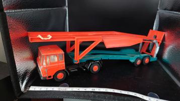Lion Car nr.50 DAF2800 Autotransporter beschikbaar voor biedingen