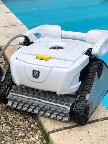 Zwembadrobot zodiac nieuwstaat incl trolley beschikbaar voor biedingen