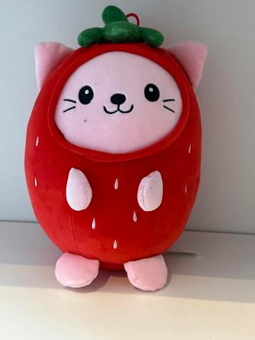 Schattige Aardbei Kat Knuffel beschikbaar voor biedingen