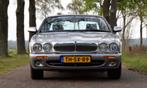 Jaguar XJ 3.2 Executive V8 1998 Meteorite Silver, Origineel Nederlands, Te koop, Zilver of Grijs, 5 stoelen