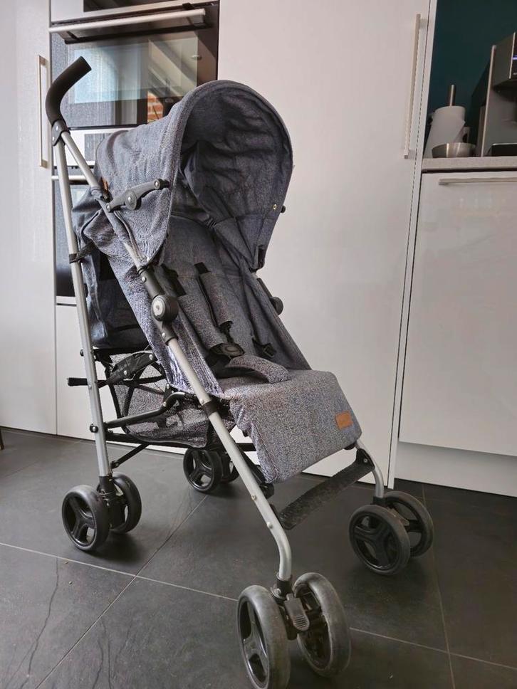 Qute Q-star buggy - Jeans blauw, z.g.a.n., Kinderen en Baby's, Buggy's, Zo goed als nieuw, Overige merken, Verstelbare rugleuning