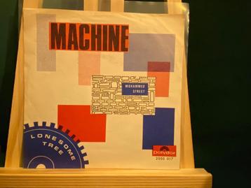 Machine (2) - Lonesome tree / Mohammed street beschikbaar voor biedingen
