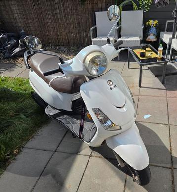 Te koop sym fiddle 2 50s 2017 beschikbaar voor biedingen