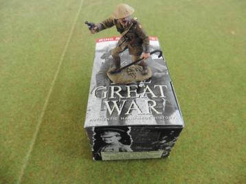 King & Country FW040, Advancing Officer. beschikbaar voor biedingen
