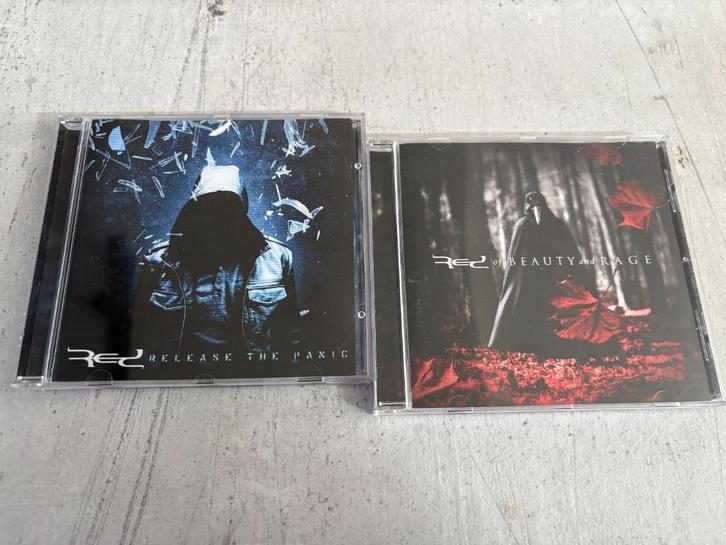 Red - Release The Panic + Of Beauty And Rage, Cd's en Dvd's, Cd's | Rock, Zo goed als nieuw, Poprock, Ophalen of Verzenden