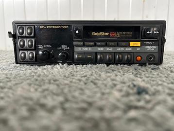 Vintage Goldstar autoradio met cassette beschikbaar voor biedingen