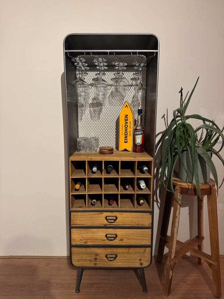Dutchbone Vino - open houten wijnkast, Huis en Inrichting, Kasten | Dressoirs, Zo goed als nieuw, 50 tot 100 cm, 25 tot 50 cm