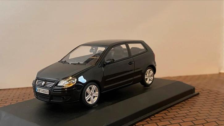 Volkswagen Polo 9N3 Zwart Metallic 2009 Minichamps 1/43, Hobby en Vrije tijd, Modelauto's | 1:43, Zo goed als nieuw, Auto, MiniChamps