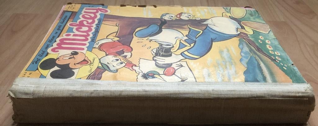 MICKEY MOUSE - MICKEY MAGAZINE - BUNDELING 1957/1958 -, Boeken, Meerdere stripboeken, Ophalen of Verzenden, Zo goed als nieuw