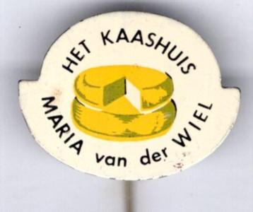 Het kaas huis maria van der Wal blik speldje ( K_162a ) beschikbaar voor biedingen