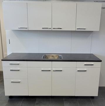 NIEUWE Bruynzeel Keuken 200 cm Wit W12 / INNOVARE OUTLET beschikbaar voor biedingen