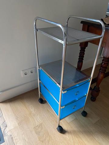 Handige opbergtrolly beschikbaar voor biedingen