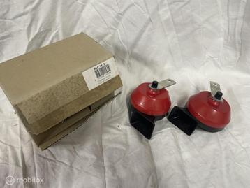 Claxon Universeel hoog en laag toon 2 stuks beschikbaar voor biedingen