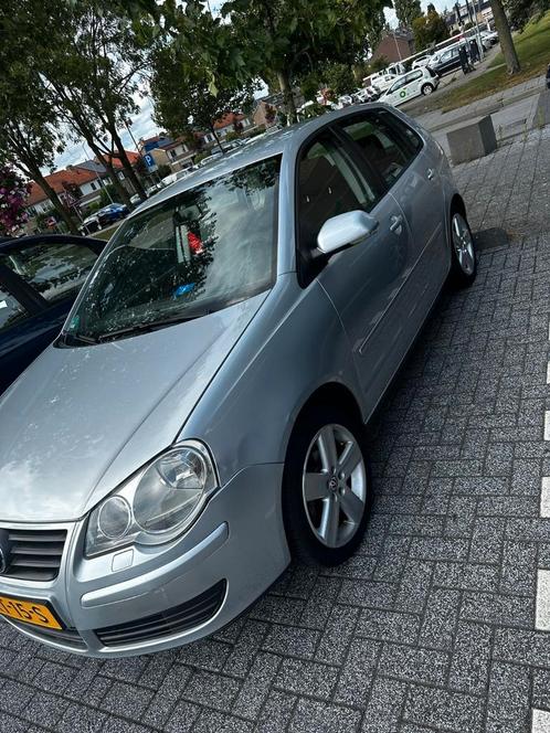 Volkswagen Polo 1.4 55KW AUT 2006 Grijs, Auto's, Volkswagen, Bedrijf, Polo, Benzine, Hatchback, Automaat, Geïmporteerd, Zilver of Grijs