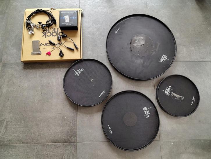rtom blackhole mesh practice pads mesh vellen stil, Muziek en Instrumenten, Drumstellen en Slagwerk, Gebruikt, Overige merken