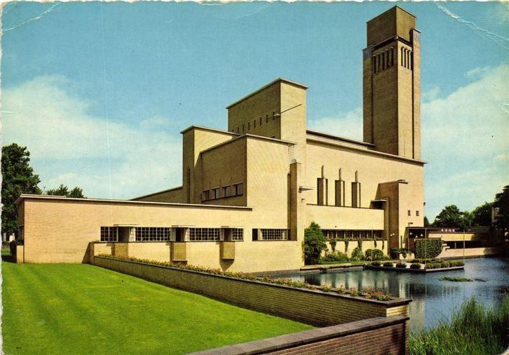 Hilversum - Raadhuis - 1967 gelopen, Verzamelen, Ansichtkaarten | Nederland, Ongelopen, Noord-Holland, Voor 1920, Ophalen of Verzenden