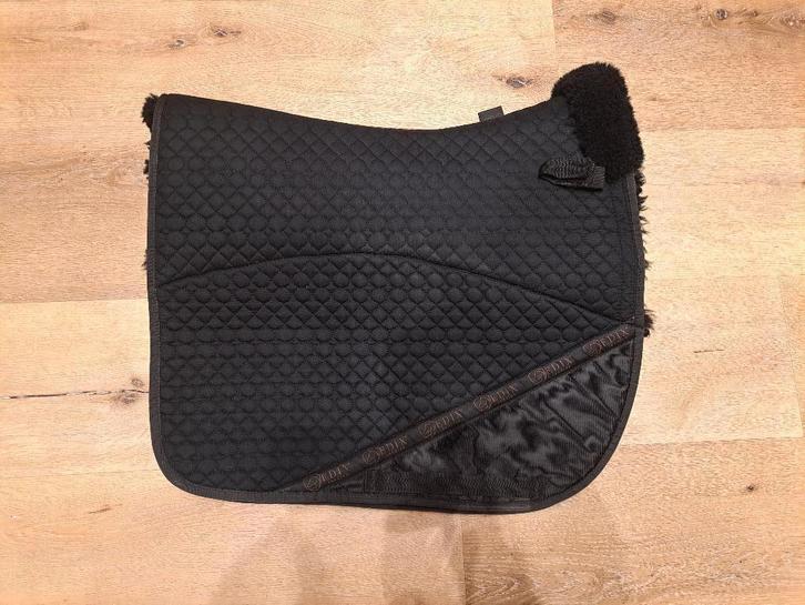 Edix pad dressuur, Dieren en Toebehoren, Paarden en Pony's | Dekens en Dekjes, Zo goed als nieuw, Dekje, Ophalen of Verzenden