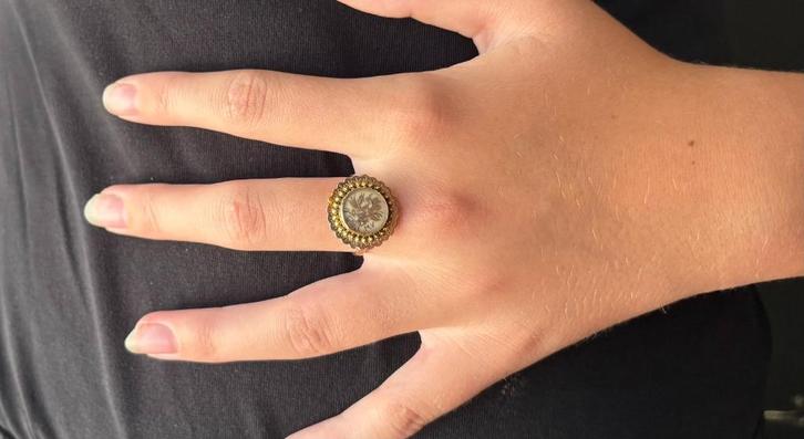 Memorie antieke 14k gouden dames ring haarwerkje 19e eeuw, Sieraden, Tassen en Uiterlijk, Antieke sieraden, Ring, Goud, Met edelsteen