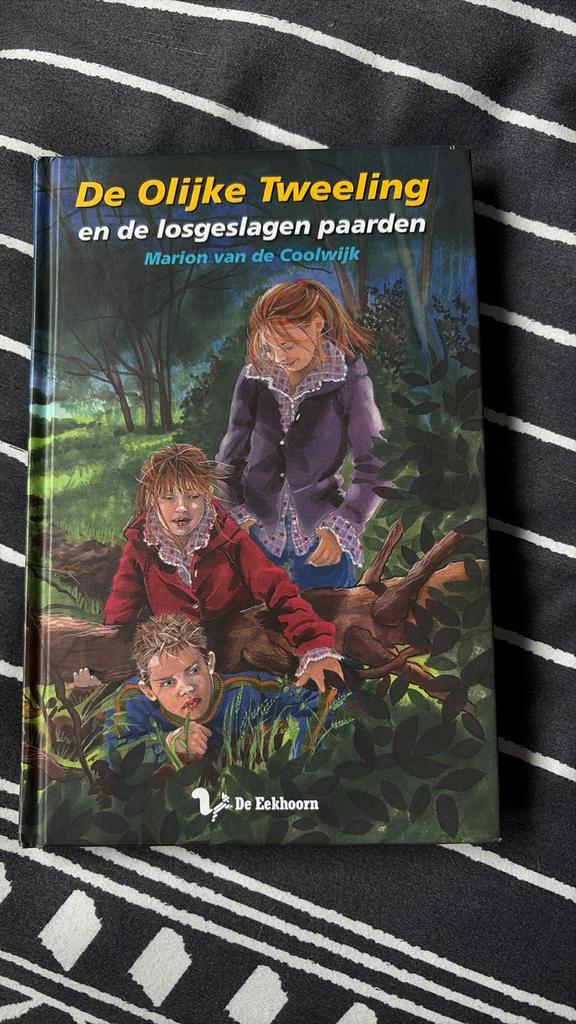 De Olijke Tweeling en de losgeslagen paarden, Boeken, Kinderboeken | Jeugd | 10 tot 12 jaar, Zo goed als nieuw, Ophalen of Verzenden