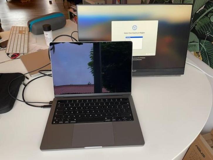 MacBook Pro 14″ (2021) M1 Pro scherm defect, Computers en Software, Apple Macbooks, Gebruikt, MacBook Pro, Overige groottes, 1 TB of meer